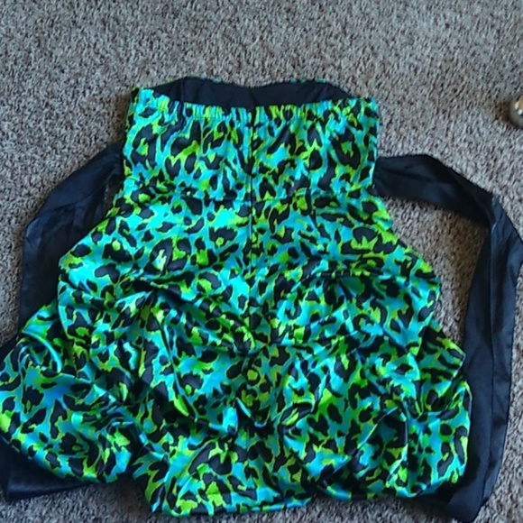 Dress - Picture 2 of 2